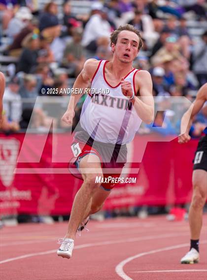 Thumbnail 3 in CHSAA State Championships (200m Final) photogallery.