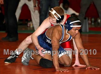 Thumbnail 1 in NYSPHSAA Section XI Championships (Semifinals) photogallery.
