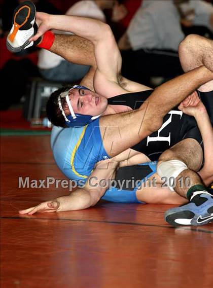 Thumbnail 3 in NYSPHSAA Section XI Championships (Semifinals) photogallery.