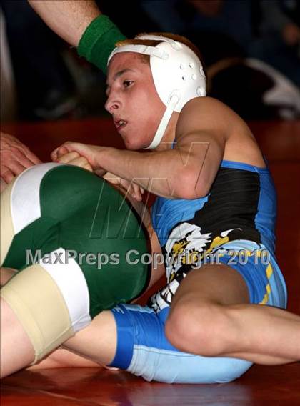 Thumbnail 1 in NYSPHSAA Section XI Championships (Semifinals) photogallery.