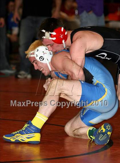Thumbnail 2 in NYSPHSAA Section XI Championships (Semifinals) photogallery.