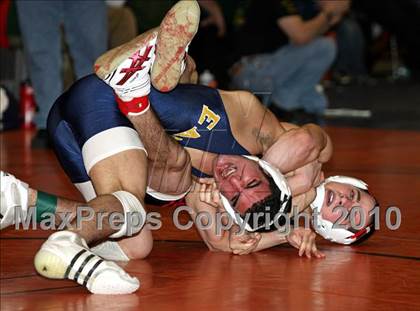 Thumbnail 2 in NYSPHSAA Section XI Championships (Semifinals) photogallery.