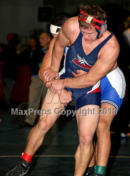 Thumbnail 1 in NYSPHSAA Section XI Championships (Semifinals) photogallery.