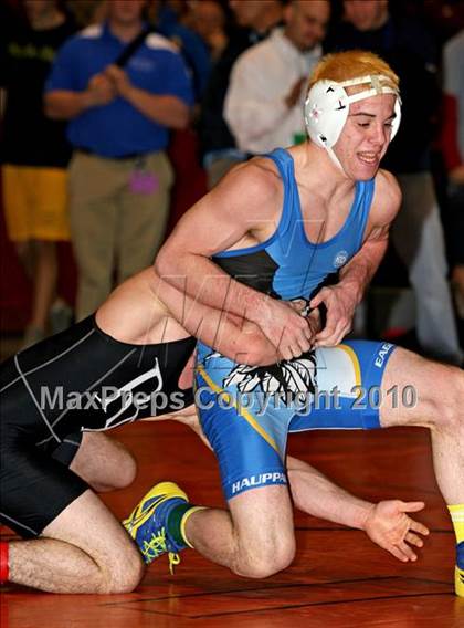 Thumbnail 1 in NYSPHSAA Section XI Championships (Semifinals) photogallery.