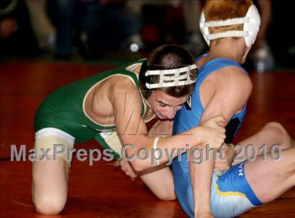 Thumbnail 1 in NYSPHSAA Section XI Championships (Semifinals) photogallery.