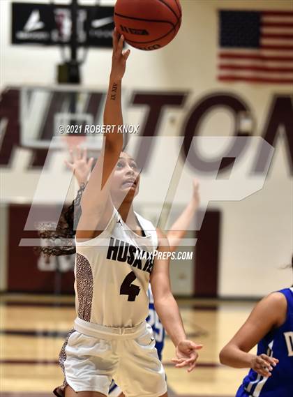 Thumbnail 1 in Dobson vs Hamilton (AIA 6A Semifinal) photogallery.
