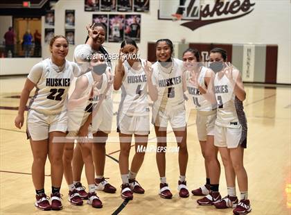 Thumbnail 2 in Dobson vs Hamilton (AIA 6A Semifinal) photogallery.