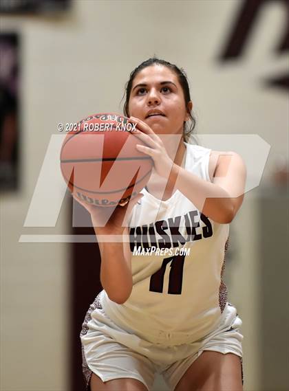 Thumbnail 2 in Dobson vs Hamilton (AIA 6A Semifinal) photogallery.