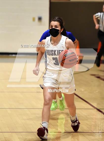 Thumbnail 3 in Dobson vs Hamilton (AIA 6A Semifinal) photogallery.
