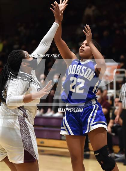 Thumbnail 2 in Dobson vs Hamilton (AIA 6A Semifinal) photogallery.