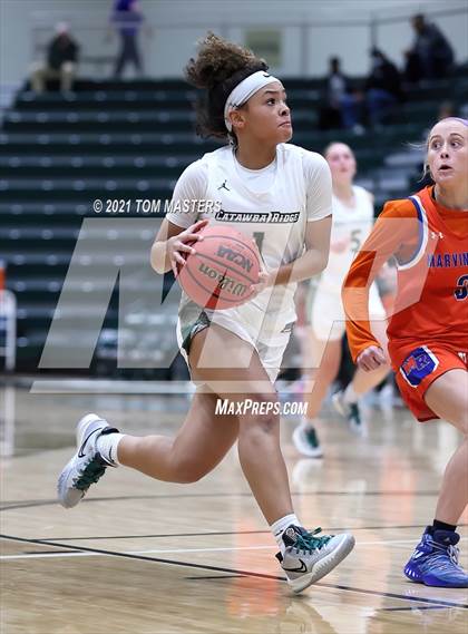 Thumbnail 3 in Marvin Ridge @ Catawba Ridge photogallery.
