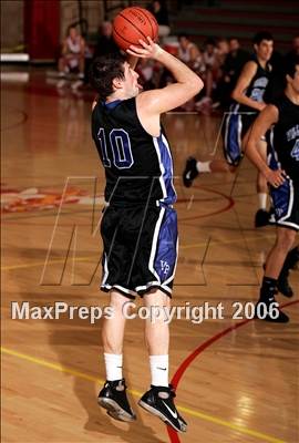 Thumbnail 3 in Villa Park vs. Fallbrook (SD Winter Showcase) photogallery.