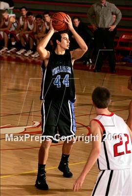 Thumbnail 3 in Villa Park vs. Fallbrook (SD Winter Showcase) photogallery.