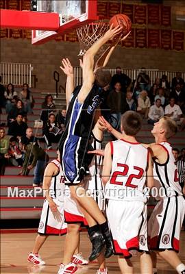 Thumbnail 2 in Villa Park vs. Fallbrook (SD Winter Showcase) photogallery.