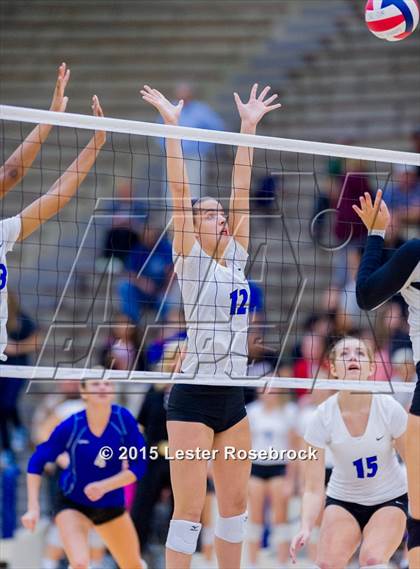 Thumbnail 1 in New Braunfels vs. Churchill (UIL 6A Bi-District Playoffs) photogallery.