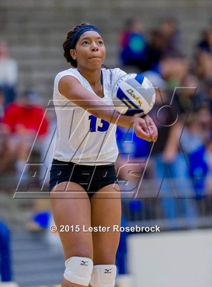 Thumbnail 2 in New Braunfels vs. Churchill (UIL 6A Bi-District Playoffs) photogallery.