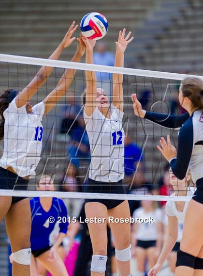 Thumbnail 3 in New Braunfels vs. Churchill (UIL 6A Bi-District Playoffs) photogallery.