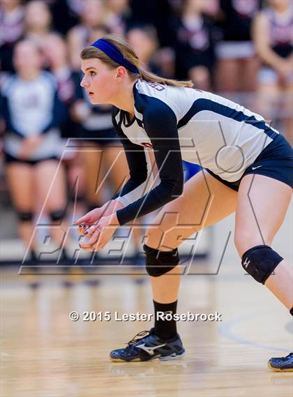 Thumbnail 1 in New Braunfels vs. Churchill (UIL 6A Bi-District Playoffs) photogallery.