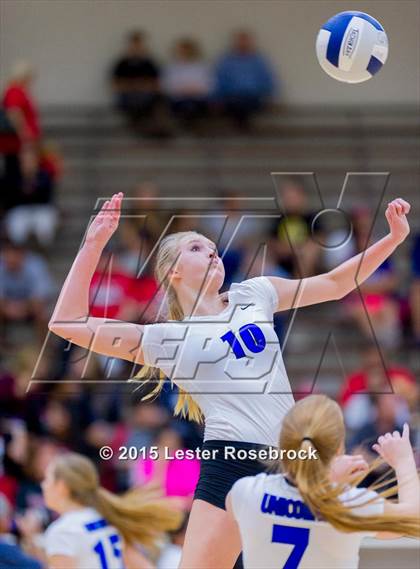Thumbnail 3 in New Braunfels vs. Churchill (UIL 6A Bi-District Playoffs) photogallery.