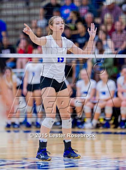Thumbnail 1 in New Braunfels vs. Churchill (UIL 6A Bi-District Playoffs) photogallery.