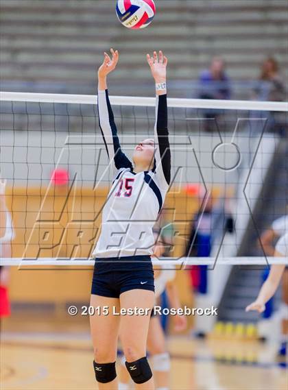 Thumbnail 2 in New Braunfels vs. Churchill (UIL 6A Bi-District Playoffs) photogallery.