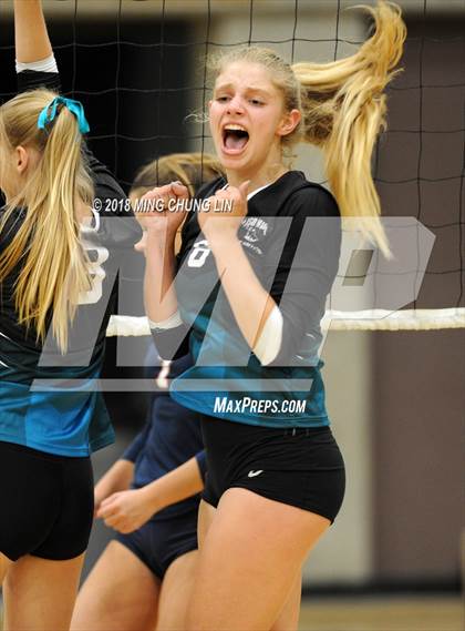 Thumbnail 2 in La Salle @ Aliso Niguel (CIF SS D2 Playoff) photogallery.