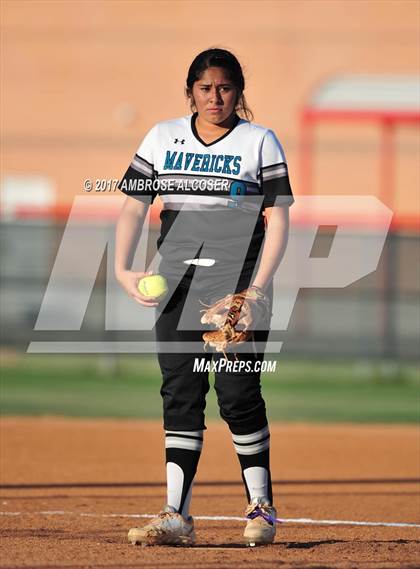 Thumbnail 2 in Atascocita vs. Pasadena Memorial (UIL 6A Quarterfinal) photogallery.