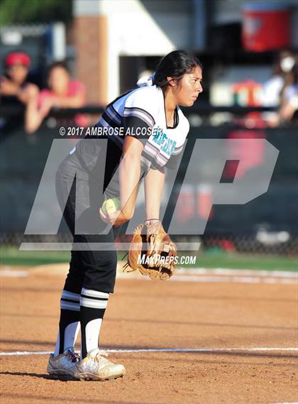 Thumbnail 2 in Atascocita vs. Pasadena Memorial (UIL 6A Quarterfinal) photogallery.