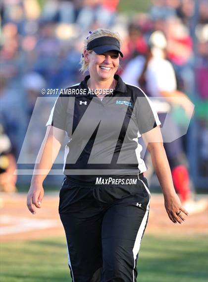 Thumbnail 2 in Atascocita vs. Pasadena Memorial (UIL 6A Quarterfinal) photogallery.
