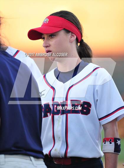 Thumbnail 3 in Atascocita vs. Pasadena Memorial (UIL 6A Quarterfinal) photogallery.