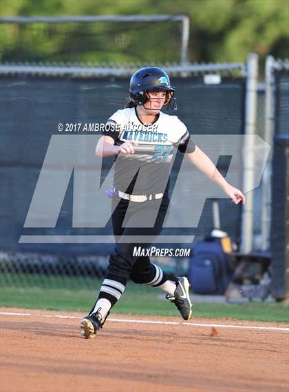 Thumbnail 3 in Atascocita vs. Pasadena Memorial (UIL 6A Quarterfinal) photogallery.