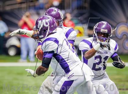 Thumbnail 2 in Mangham vs. Haynesville (LHSAA Class 1A Final) photogallery.