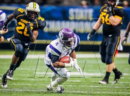 Thumbnail 1 in Mangham vs. Haynesville (LHSAA Class 1A Final) photogallery.