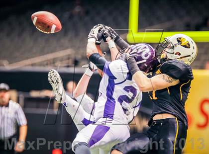 Thumbnail 1 in Mangham vs. Haynesville (LHSAA Class 1A Final) photogallery.
