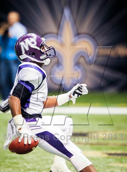 Thumbnail 3 in Mangham vs. Haynesville (LHSAA Class 1A Final) photogallery.
