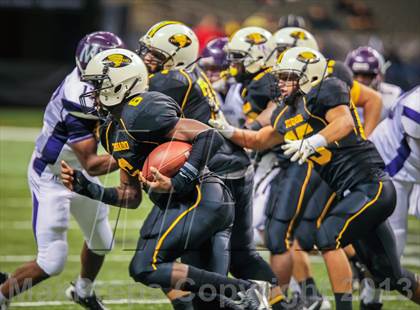 Thumbnail 3 in Mangham vs. Haynesville (LHSAA Class 1A Final) photogallery.