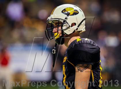 Thumbnail 3 in Mangham vs. Haynesville (LHSAA Class 1A Final) photogallery.