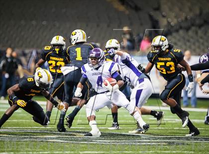 Thumbnail 1 in Mangham vs. Haynesville (LHSAA Class 1A Final) photogallery.