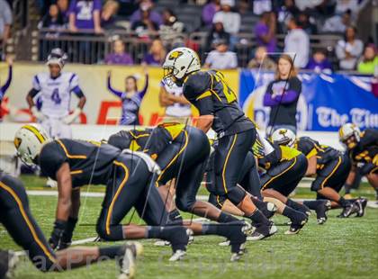 Thumbnail 3 in Mangham vs. Haynesville (LHSAA Class 1A Final) photogallery.