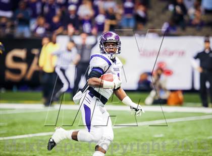 Thumbnail 2 in Mangham vs. Haynesville (LHSAA Class 1A Final) photogallery.