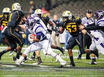 Thumbnail 2 in Mangham vs. Haynesville (LHSAA Class 1A Final) photogallery.