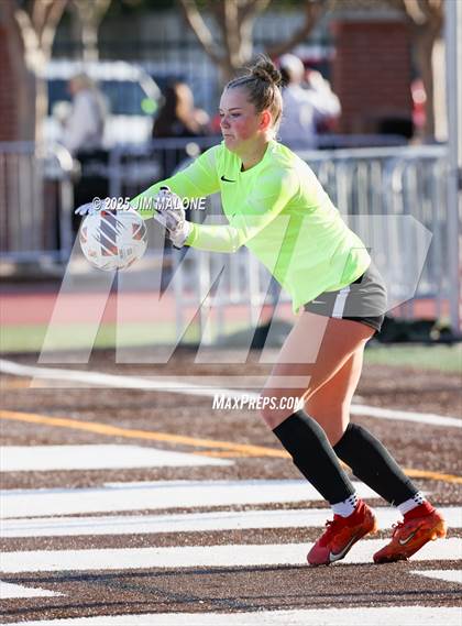 Thumbnail 2 in Amador Valley @ Saint Francis (CIF NorCal D1 SemiFinals) photogallery.