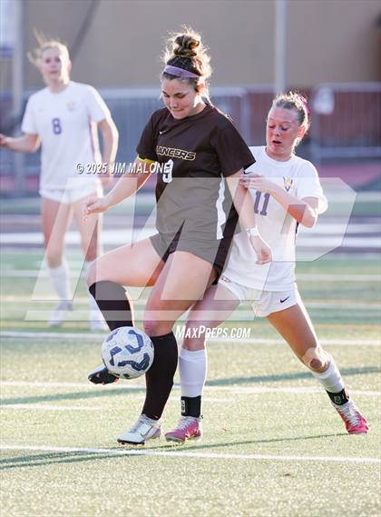 Thumbnail 2 in Amador Valley @ Saint Francis (CIF NorCal D1 SemiFinals) photogallery.