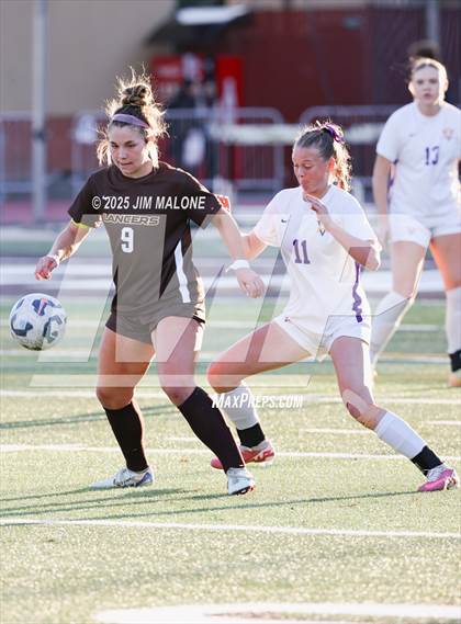 Thumbnail 1 in Amador Valley @ Saint Francis (CIF NorCal D1 SemiFinals) photogallery.
