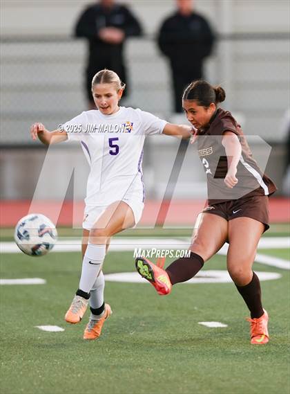 Thumbnail 2 in Amador Valley @ Saint Francis (CIF NorCal D1 SemiFinals) photogallery.