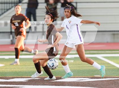Thumbnail 2 in Amador Valley @ Saint Francis (CIF NorCal D1 SemiFinals) photogallery.