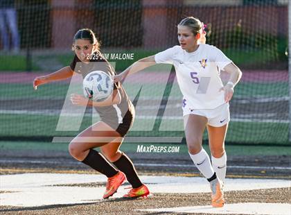 Thumbnail 2 in Amador Valley @ Saint Francis (CIF NorCal D1 SemiFinals) photogallery.
