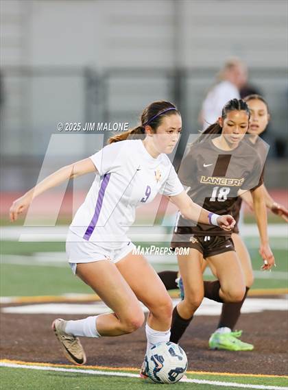 Thumbnail 1 in Amador Valley @ Saint Francis (CIF NorCal D1 SemiFinals) photogallery.