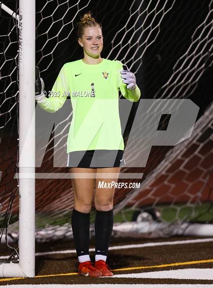 Thumbnail 3 in Amador Valley @ Saint Francis (CIF NorCal D1 SemiFinals) photogallery.