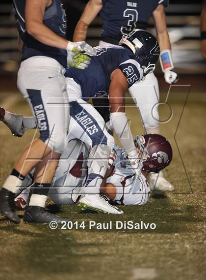 Thumbnail 1 in Valor Christian vs. Horizon (CHSAA 5A 1st Round) photogallery.